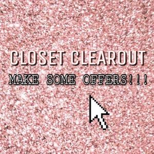 🖤 SHIPPING OUT TODAY 🖤